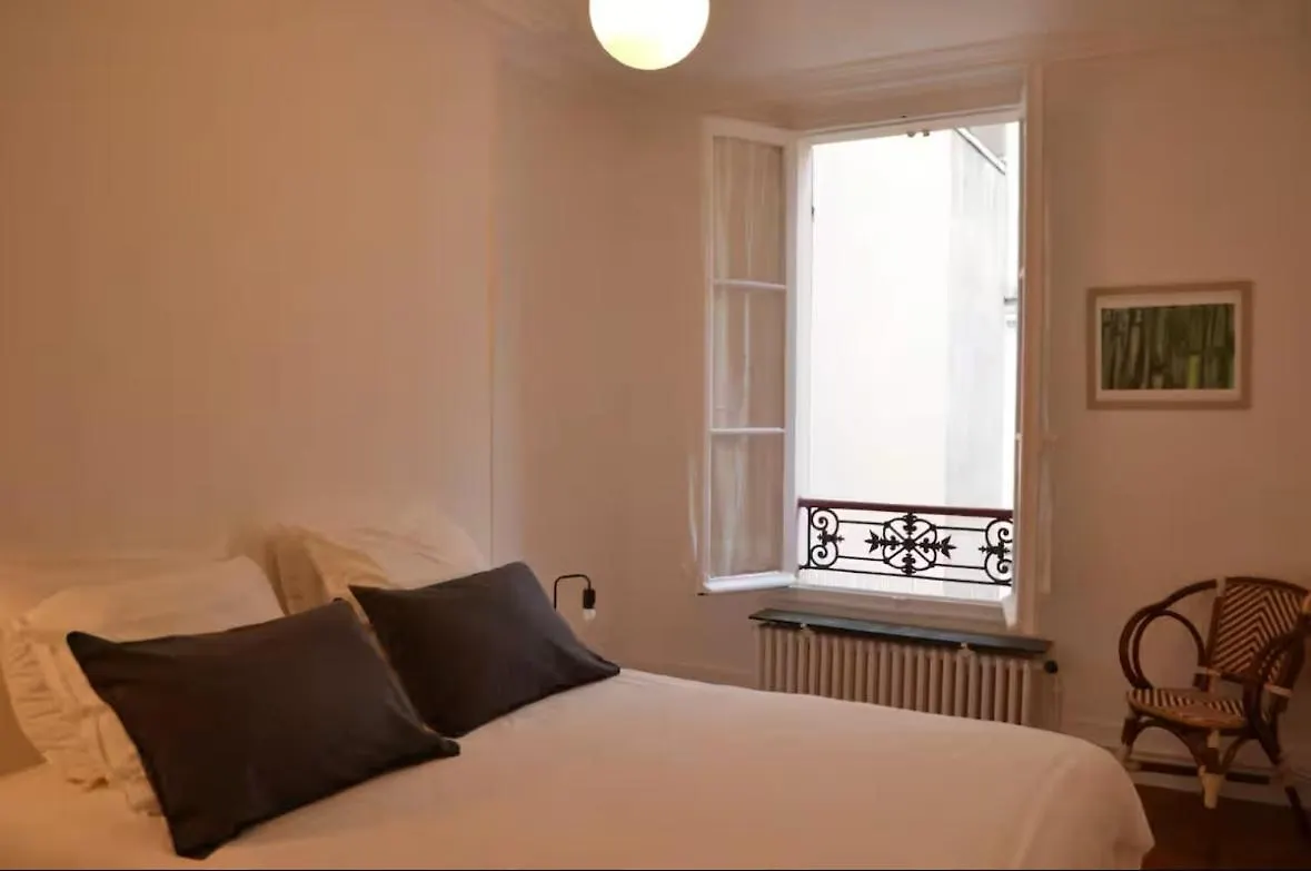 Appartement Proche Ile Saint Louis パリ 0*,  フランス