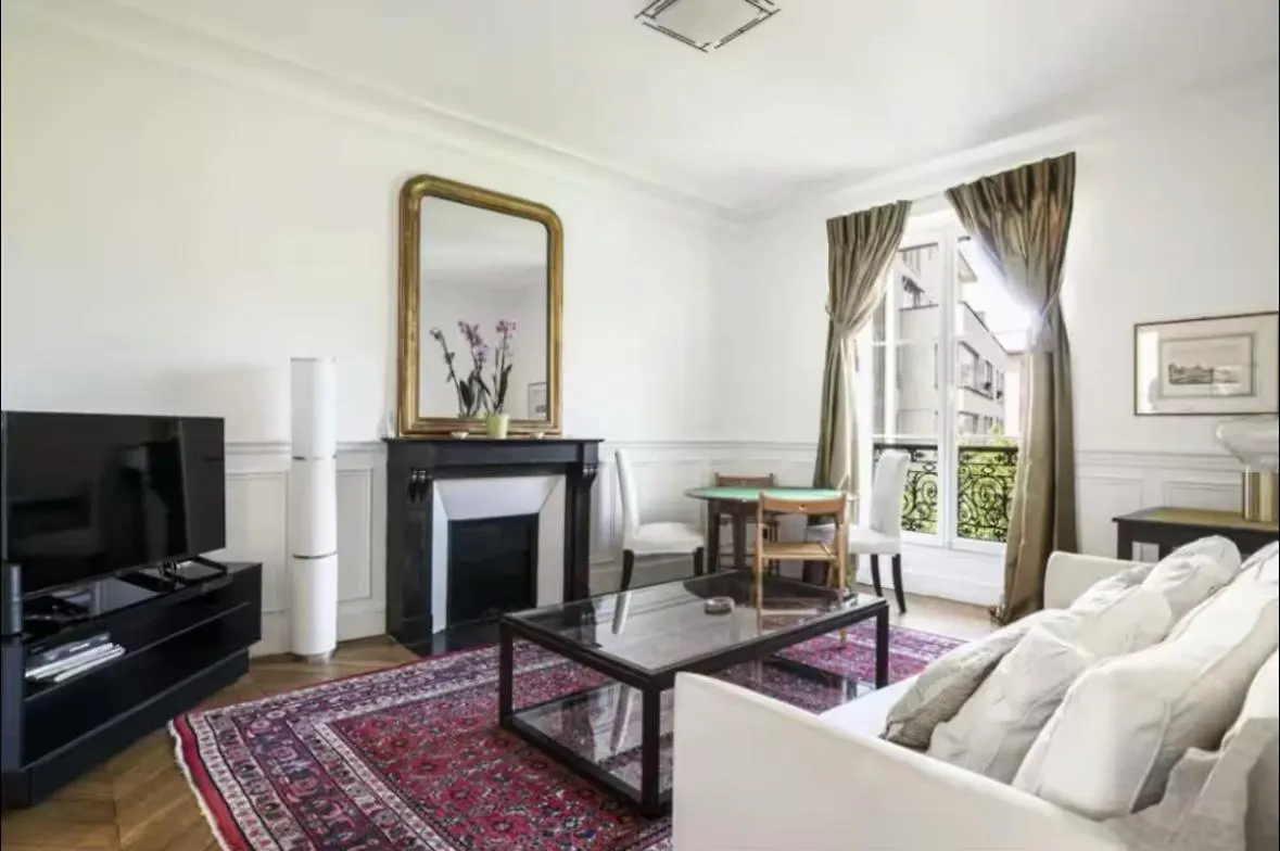 Appartement Proche Ile Saint Louis パリ フランス